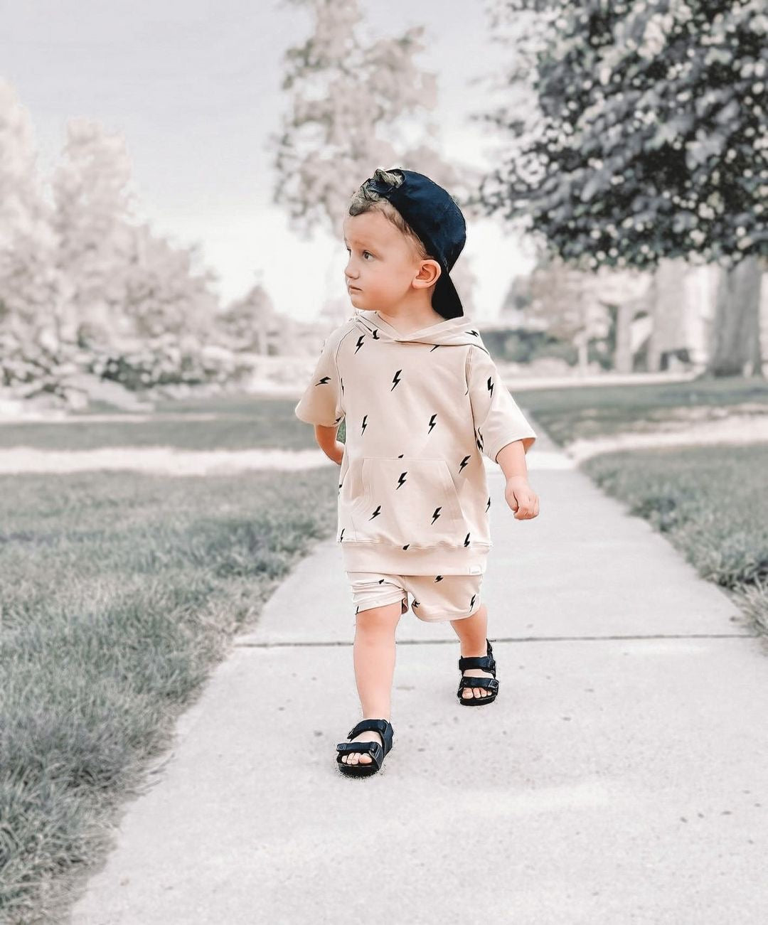 Hooded Shorts Set - Lightning Bolts