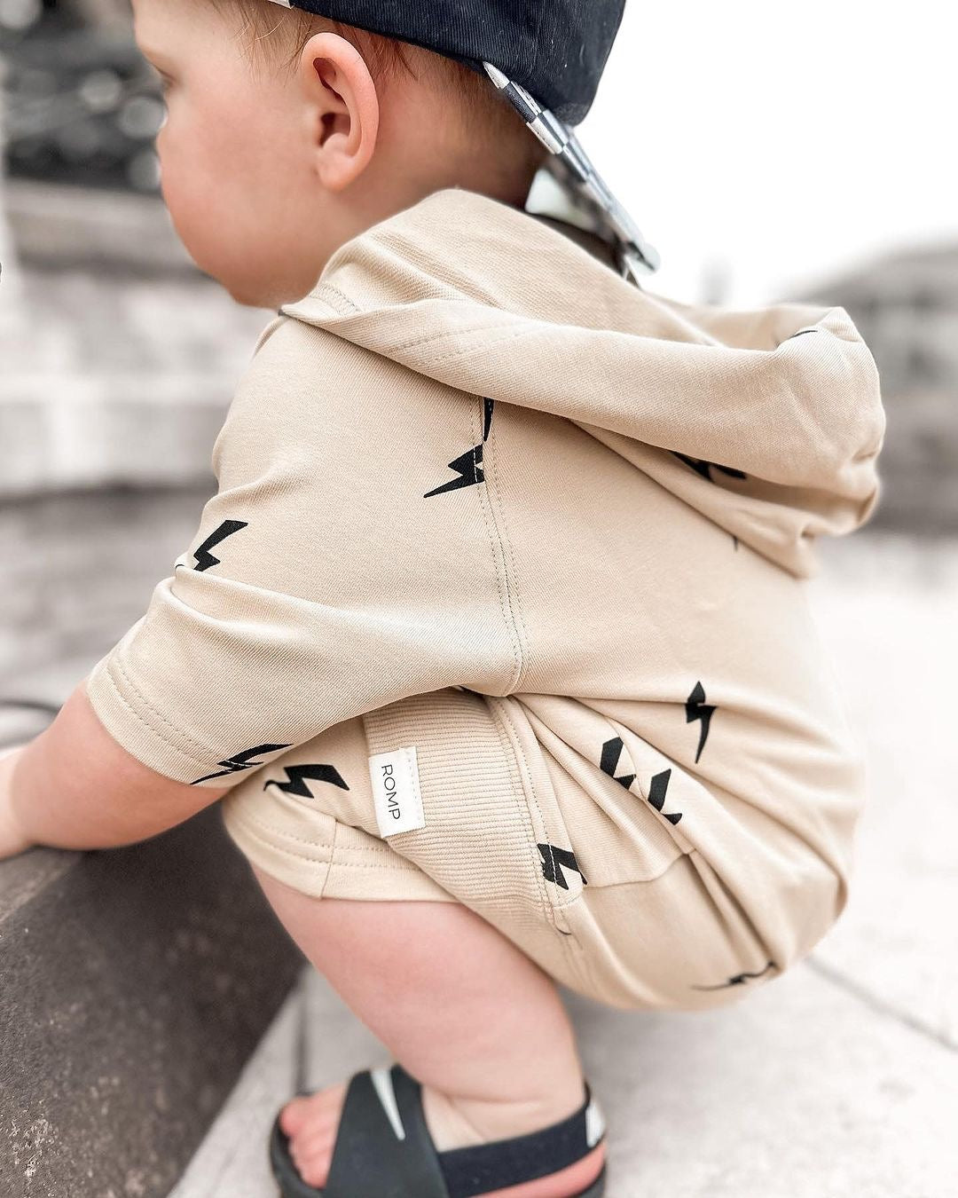 Hooded Shorts Set - Lightning Bolts